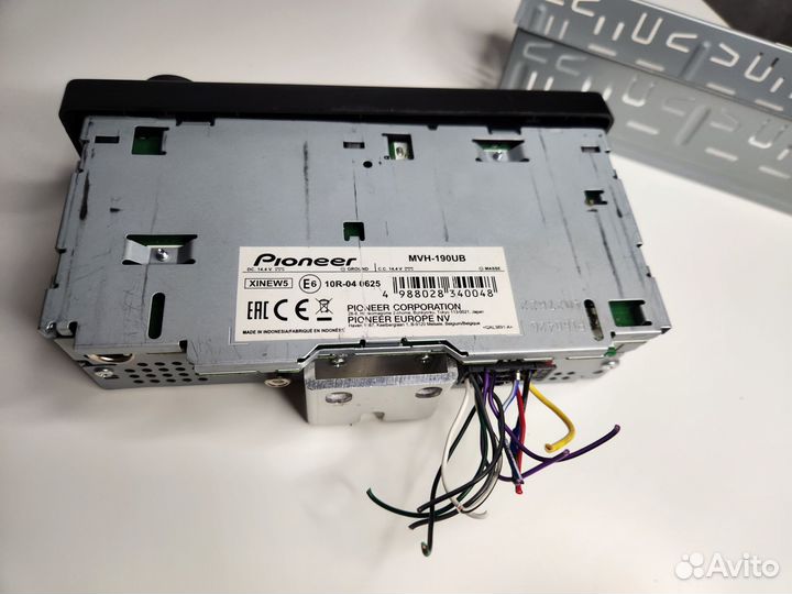 Магнитола Pioneer MVH-190UB