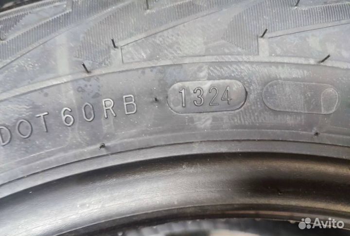 Ikon Tyres Nordman 7 215/70 R15 98