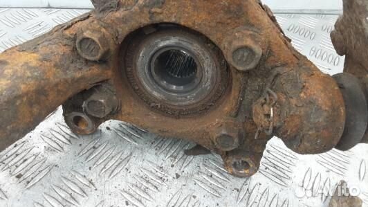 Ступица передняя правая toyota RAV 4 ZSA3 (BML24N9