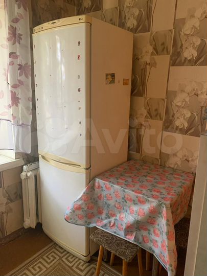 2-к. квартира, 43 м², 2/4 эт.