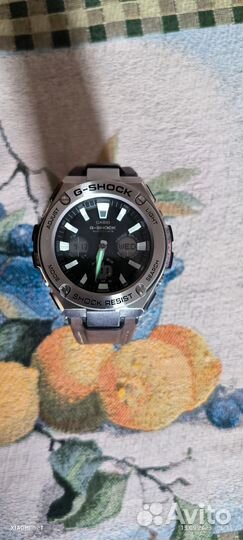 Часы casio g shock GST W130L
