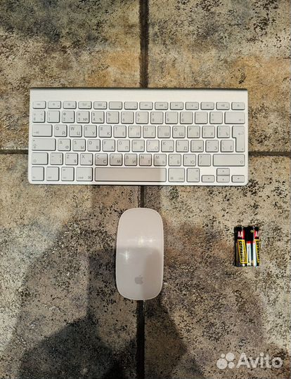 Apple magic keyboard 1 + Apple magic mouse 1