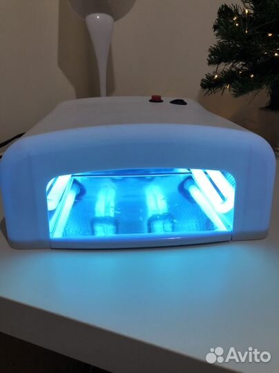 Лампа для ногтей