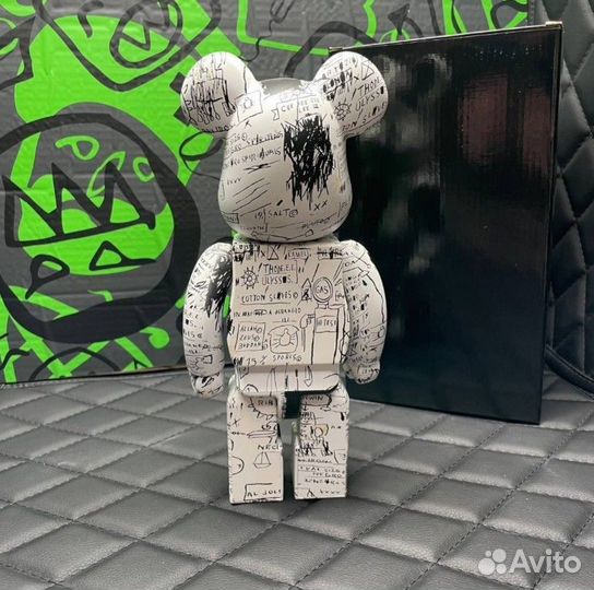 Игрушка Bearbrick Jean-Mishel Basquiat 28 см 400%