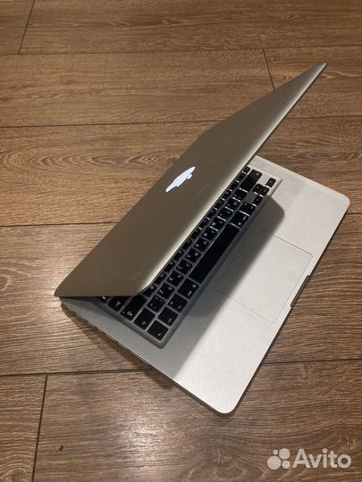 Apple MacBook Pro 13,2011