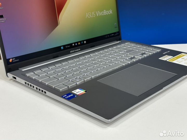 Asus VivoBook 16