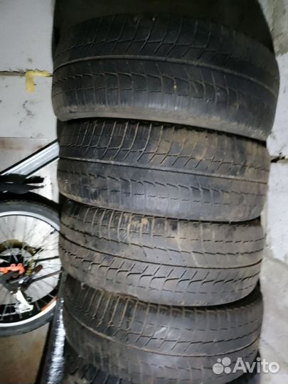 Продам шины R 16