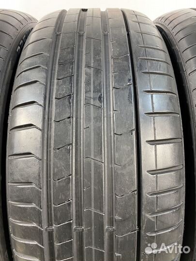 Pirelli P Zero PZ4 225/40 R20 92V