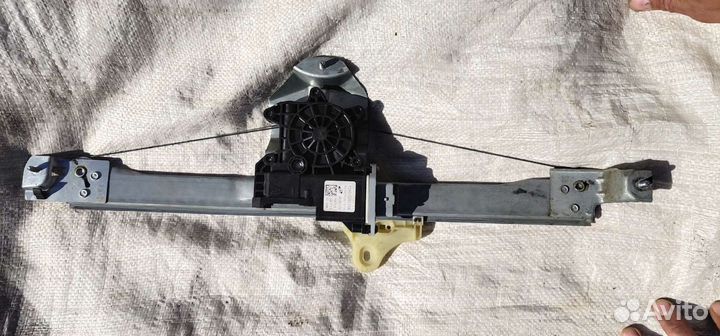 Моторчик стеклоподъемника для Renault Captur