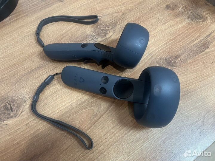 Шлем виртуальной реальности HTC Vive Focus Plus