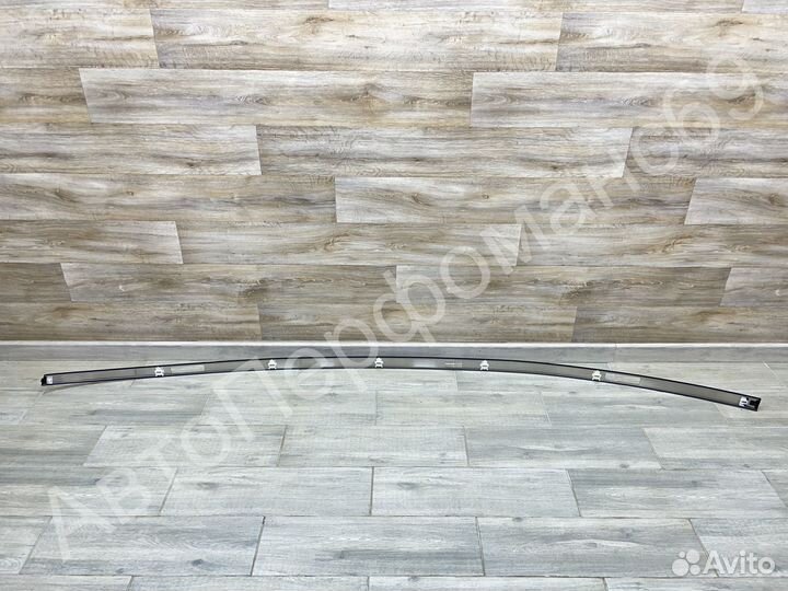 Молдинг крыши левый правый Nissan Patrol Y62