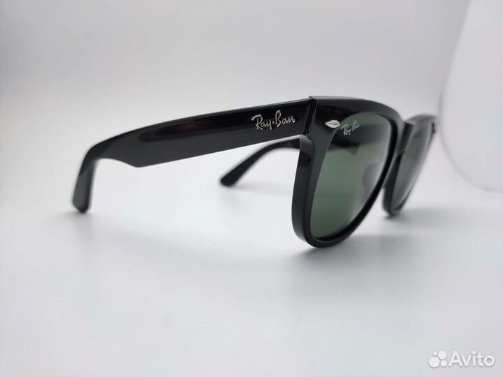 Солнцезащитные очки Ray-Ban Wayfarer RB2140