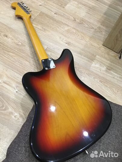 Электро гитара fender yaguar