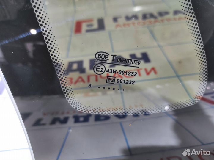 Стекло кузовное глухое левое LADA Granta 219105403