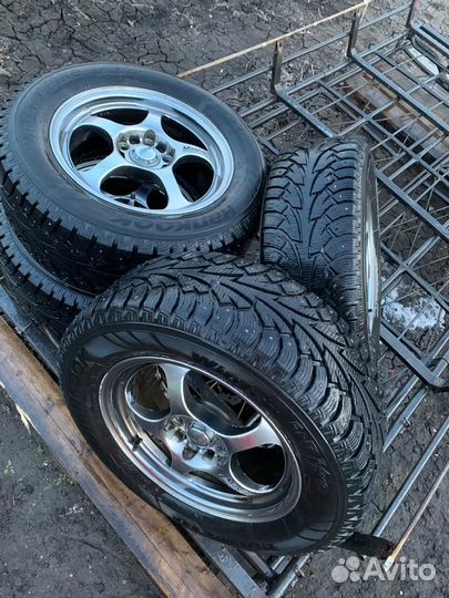 Зимние колеса 215/60R15