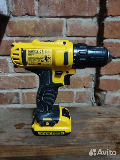 Шуруповерт dewalt dcd710