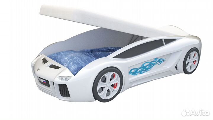 Детская кровать машина