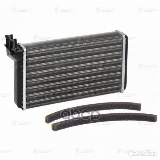 Радиатор отопителя LRh0110 luzar