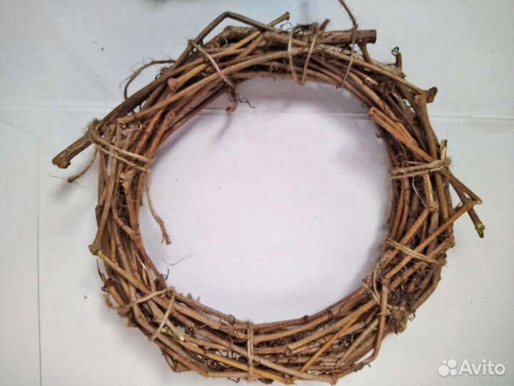 Венок из виноградной лозы 24 см