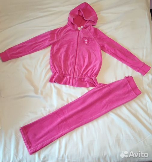 Костюм спортивный