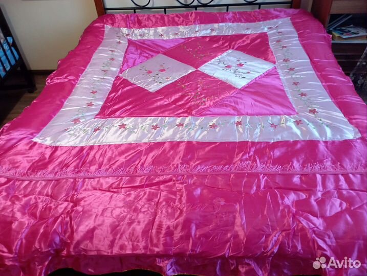 Покрывало на кровать