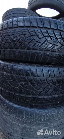 Goodyear UltraGrip Performance Gen-1 235/55 R19 107W