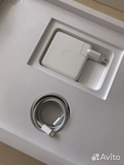 Macbook pro 16 2019 i9 1TB Space Gray