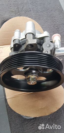 Продам насос гур (тойота сиквоя, тундра 4.7)