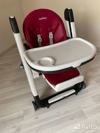 Стульчик для кормления Peg Perego Siesta Follow Me