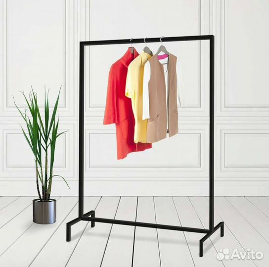 Вешалка напольная для одежды