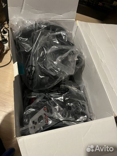 Игровой комплект Logitech руль,педали,кпп