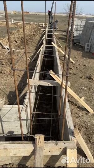 Заливка фундамента,бетонная работа