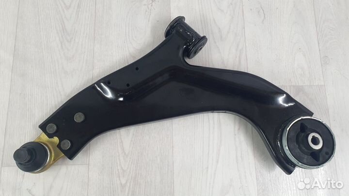 Рычаг передней подвески левый Ford Mondeo 3