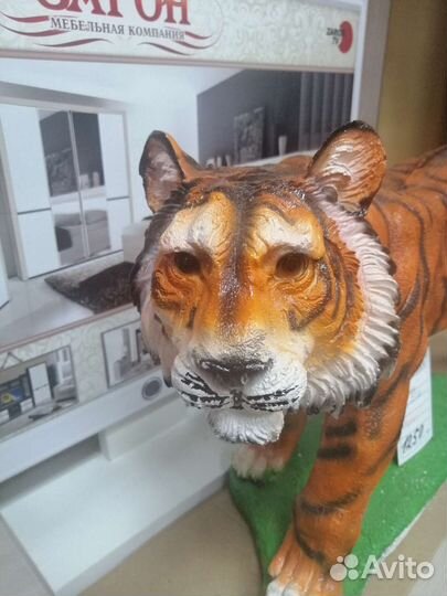 Статуэтка тигр