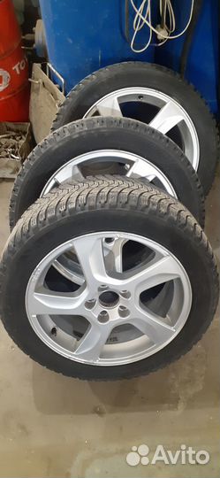 Michelin X-Ice North 3 225/50 R17