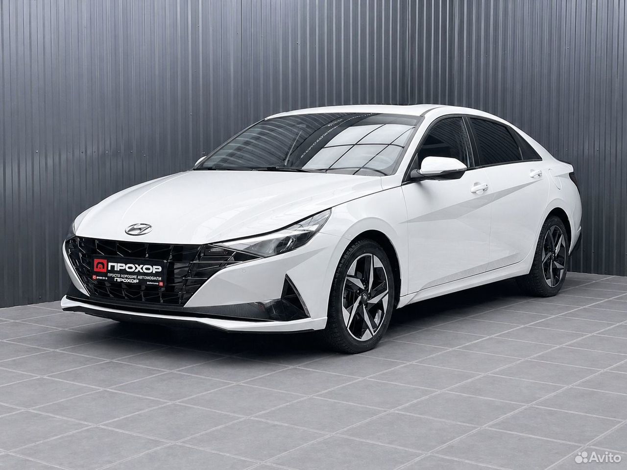Hyundai Elantra 1.4 AMT, 2022