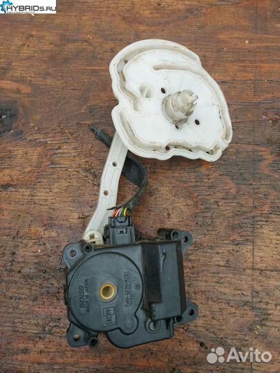 Моторчик заслонки печки Toyota Prius 2 NHW20 2010