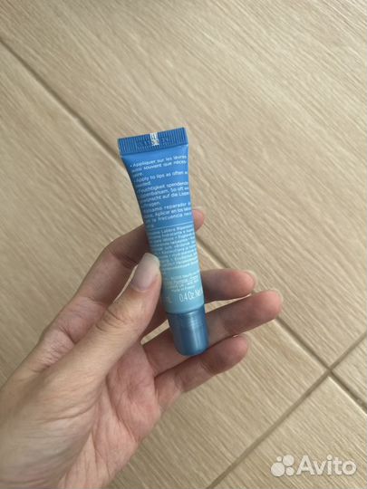 Clarins Hydra Essentiel Lip Balm бальзам для губ