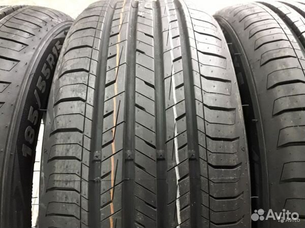 Tracmax X-Privilo TX5 205/70 R15 96T