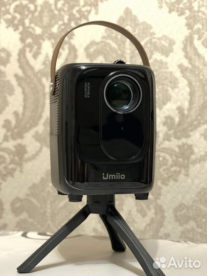 Проектор umiio