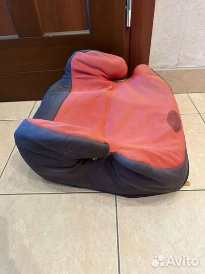 Автокресло бустер