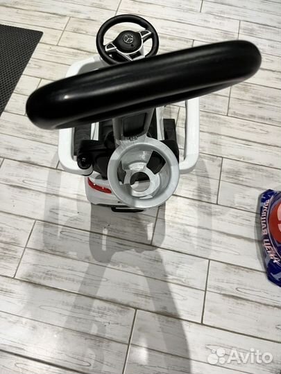 Детская машинка каталка mercedes