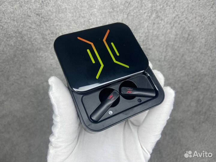 Беспроводные наушники M80