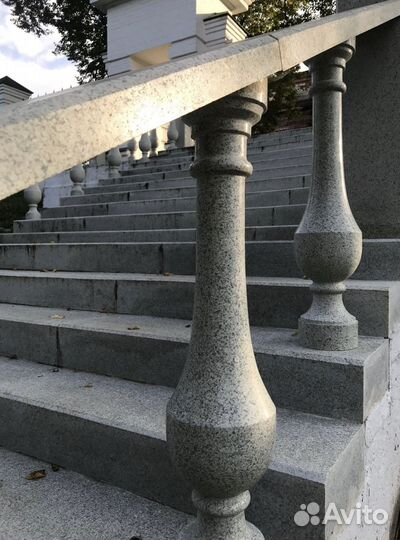 Балясины из гранита