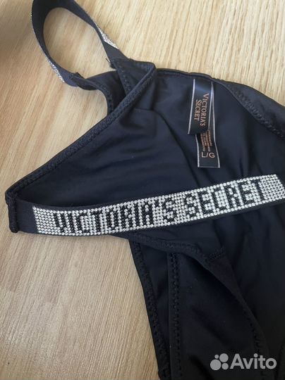 Комплект нижнего белья victoria secret