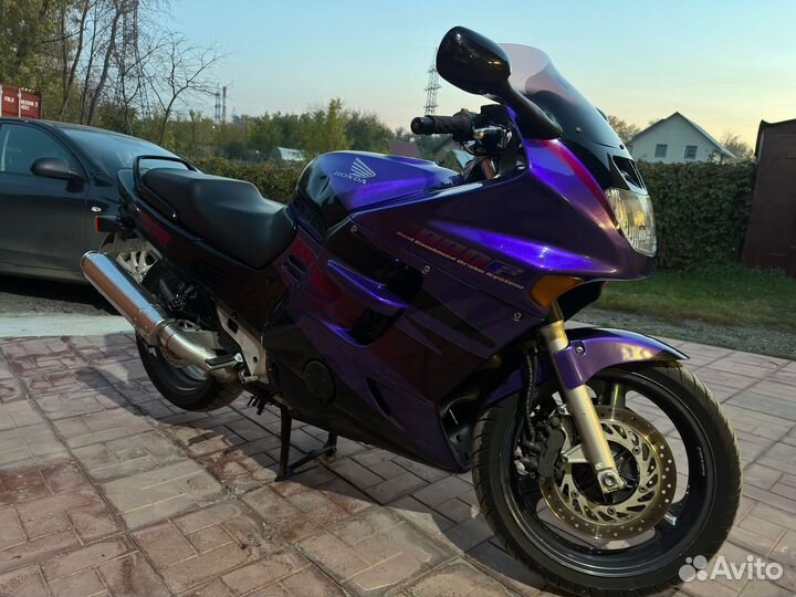 Продам Honda cbr 1000F