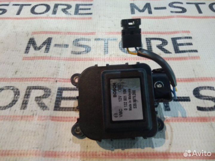 Привод заслонки отопителя Mercedes-Benz E-Class