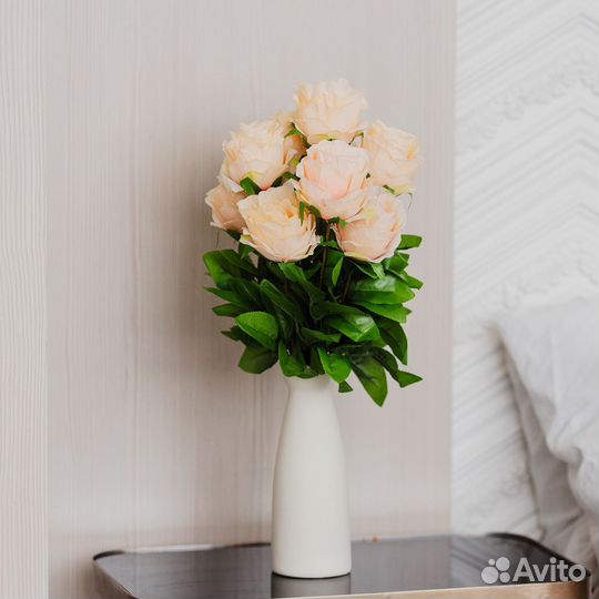 Искусственный букет цветов из 9 голов розы