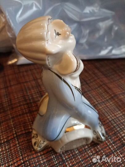Статуэтки фарфор
