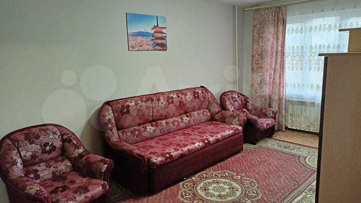 2-к. квартира, 53 м², 1/4 эт.